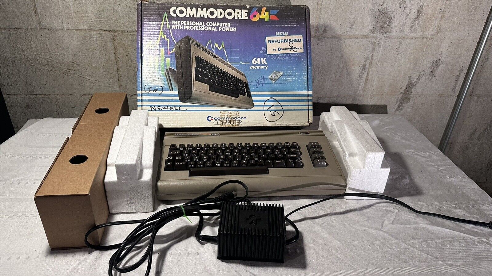 Retro Restored Commodore 64 Computer System Tested Vintage 1980s C64 In Box