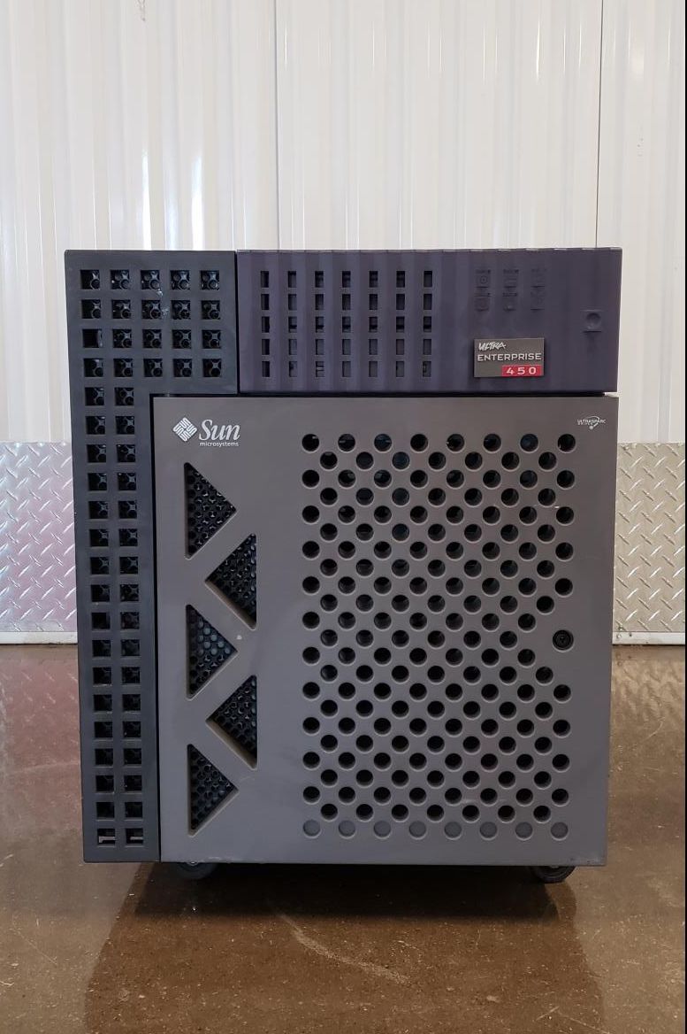 Sun Microsystems Ultra Enterprise 450 Server Vintage Mainframe Computer