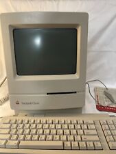 APPLE MACINTOSH CLASSIC M0420 COMPUTER VINTAGE MAC Come w Case, Mouse & Keyboard picture