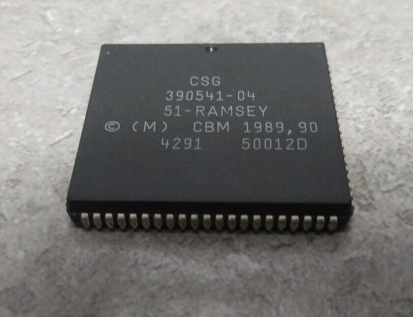 Commodore Amiga Ramsey 390541-04 Chip