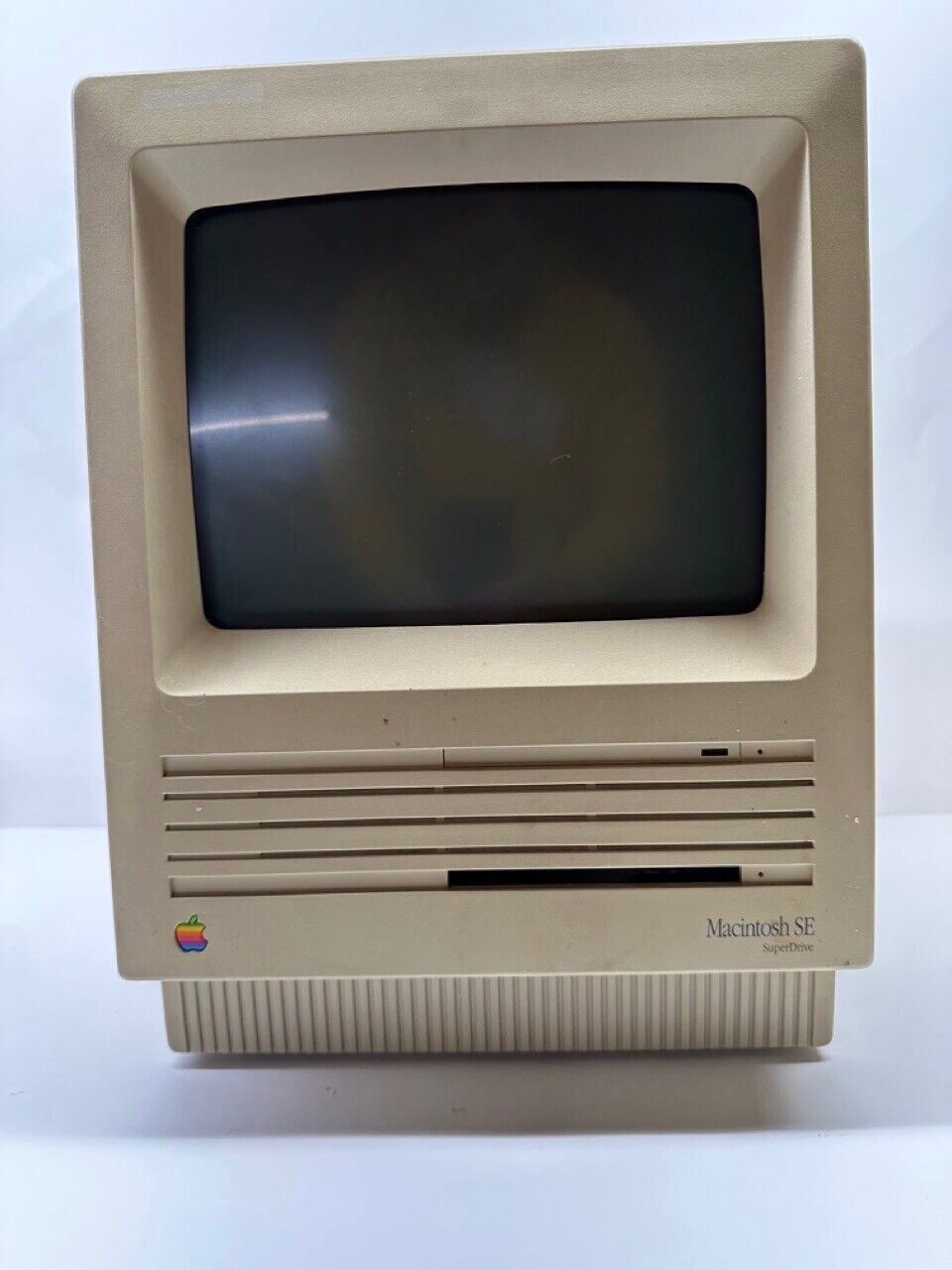 Vintage Apple Macintosh SE SuperDrive M5011  Read Description