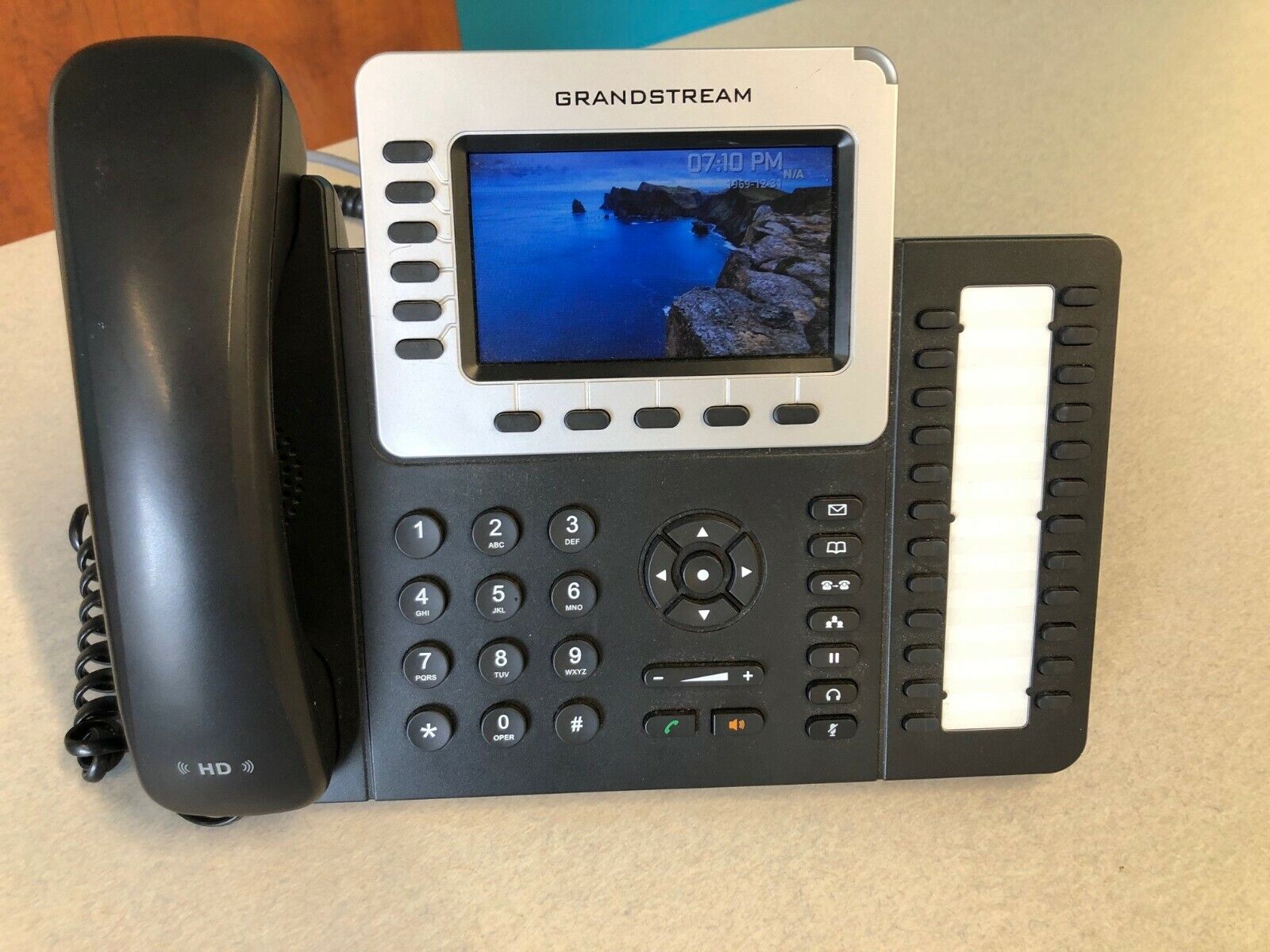 Grandstream GXP2160 Enterprise HD 6 Line VoIP Phone - Black
