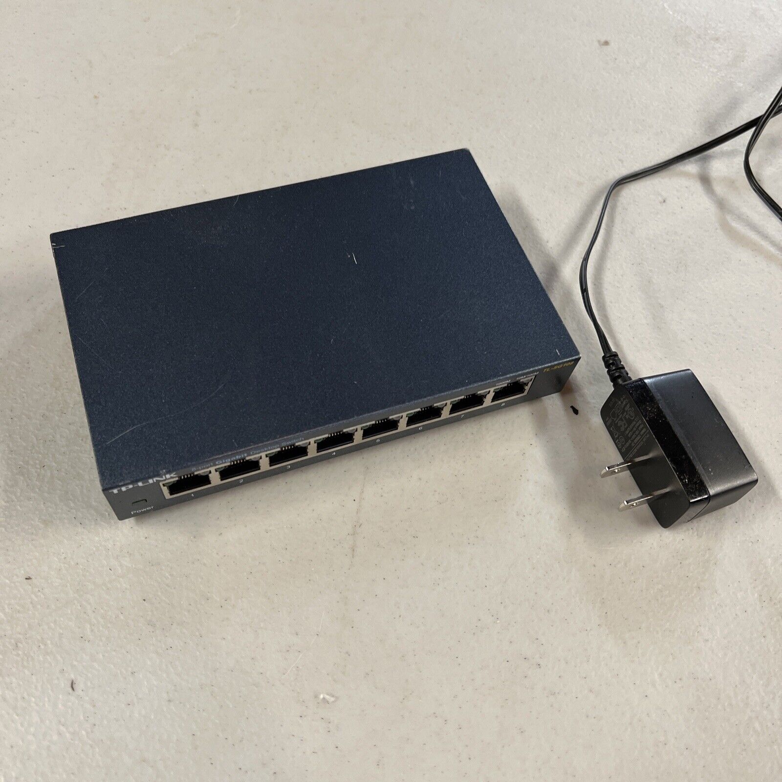 TP-Link 8 Port Gigabit Ethernet Network Switch (TL-SG108)