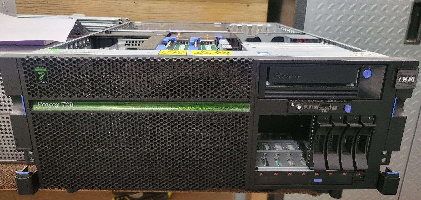 IBM 8202-E4D Power 720 3.6GHz Server POWER7+, 64GB