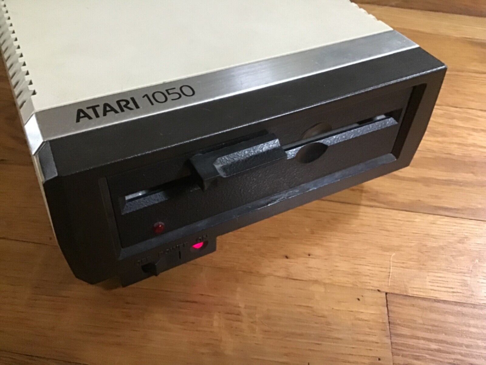 VINTAGE | ATARI 1050 5 1/4 FLOPPY DISK DRIVE WITH POWER SUPPLY - TESTED WORKING