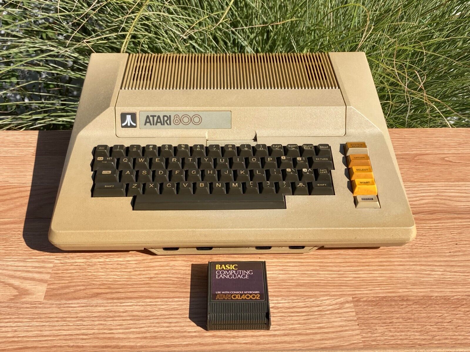 Vintage Atari 800 Computer Console