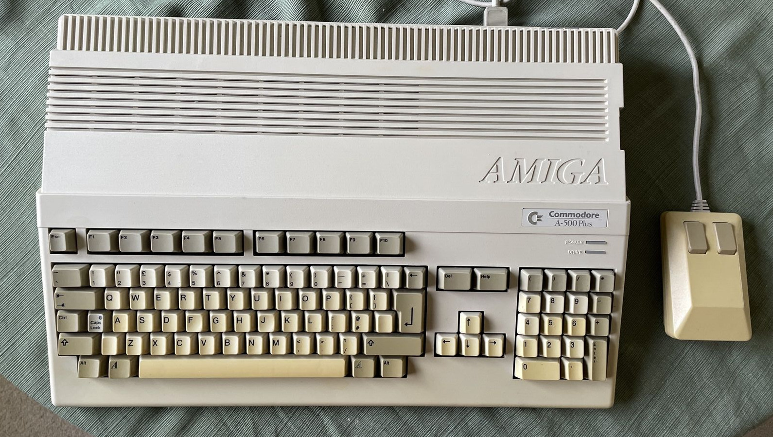 Commodore Amiga 500 Plus,  2MB Upgraded Chip Ram,  ECS Graphics, Tank Mouse