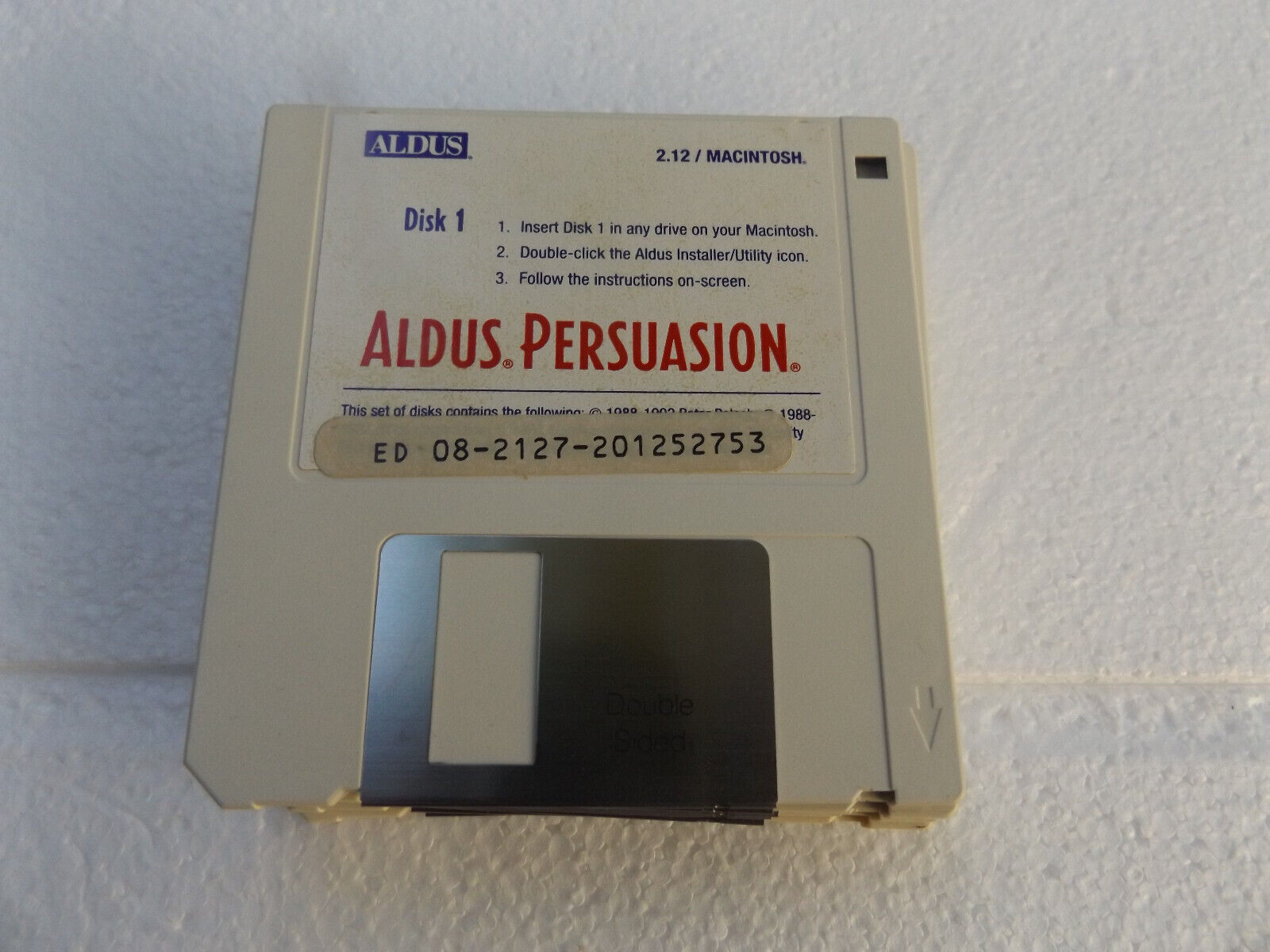 Vintage Aldus Persuasion for Macintosh Version 2.12 on 7 Floppy Disks (1992)