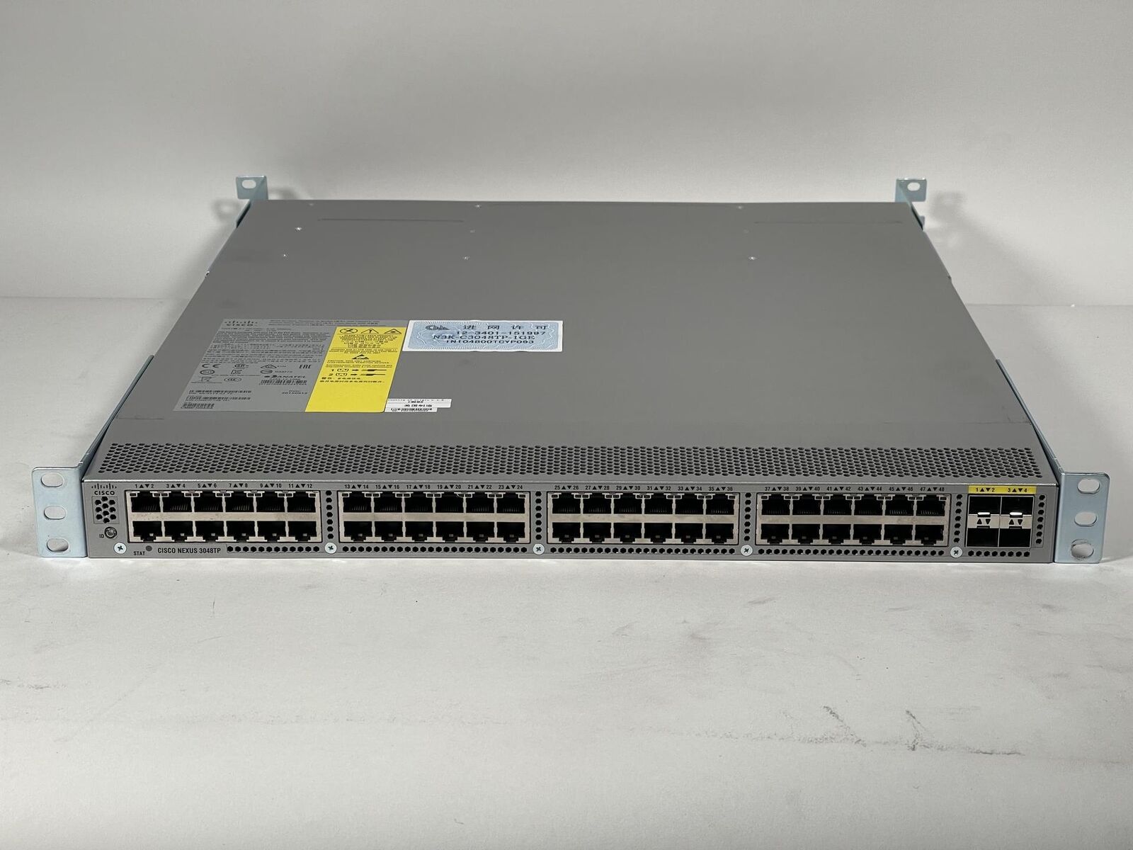 Cisco Nexus 3048 Switch N3K-C3048TP-1GE, Dual AC, Full Rails
