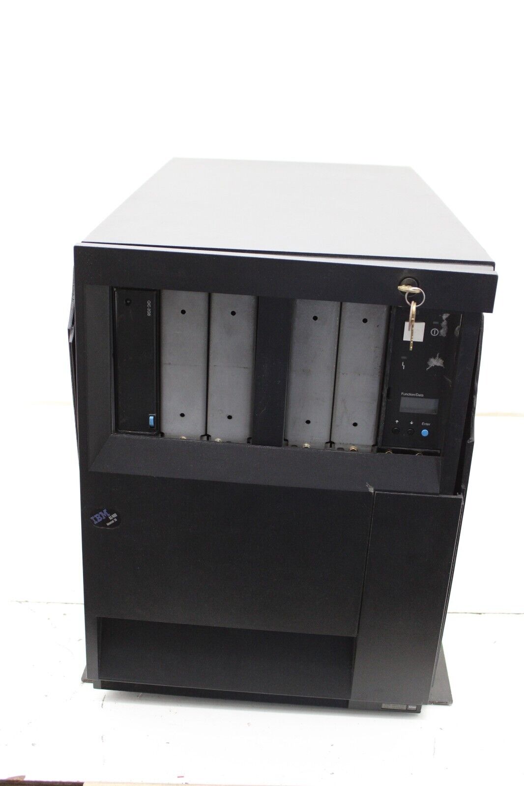 Vintage IBM AS/400 Advanced 36 Mainframe Unit - Powers On. Has Error Codes