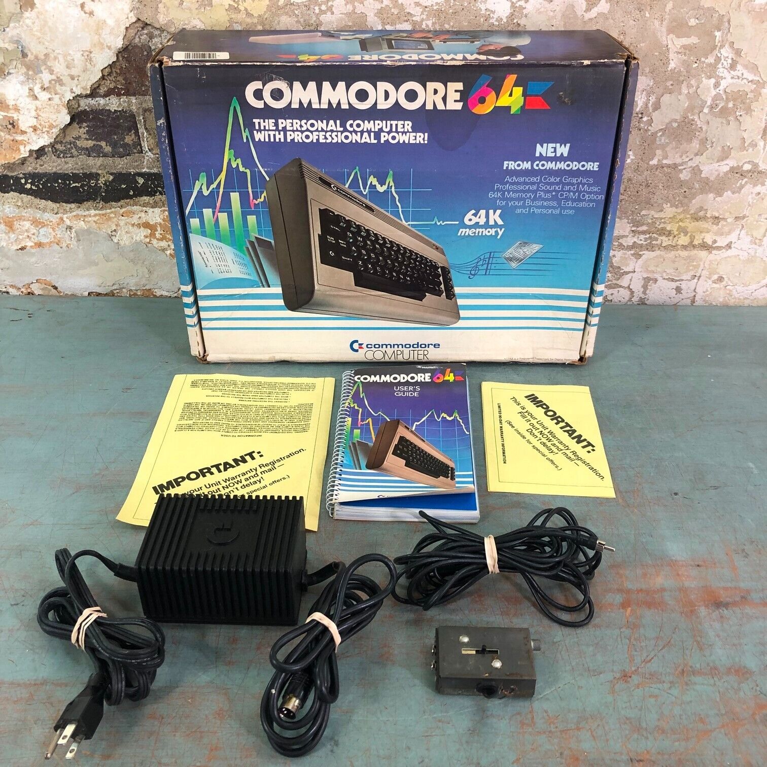 Vintage Commodore 64 C64 Computer Box with Manuals & Power Supply