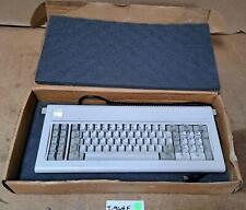 COMMODORE VIC 20 COMPUTER SYSTEM WITH POWER SUPPLY    F picture