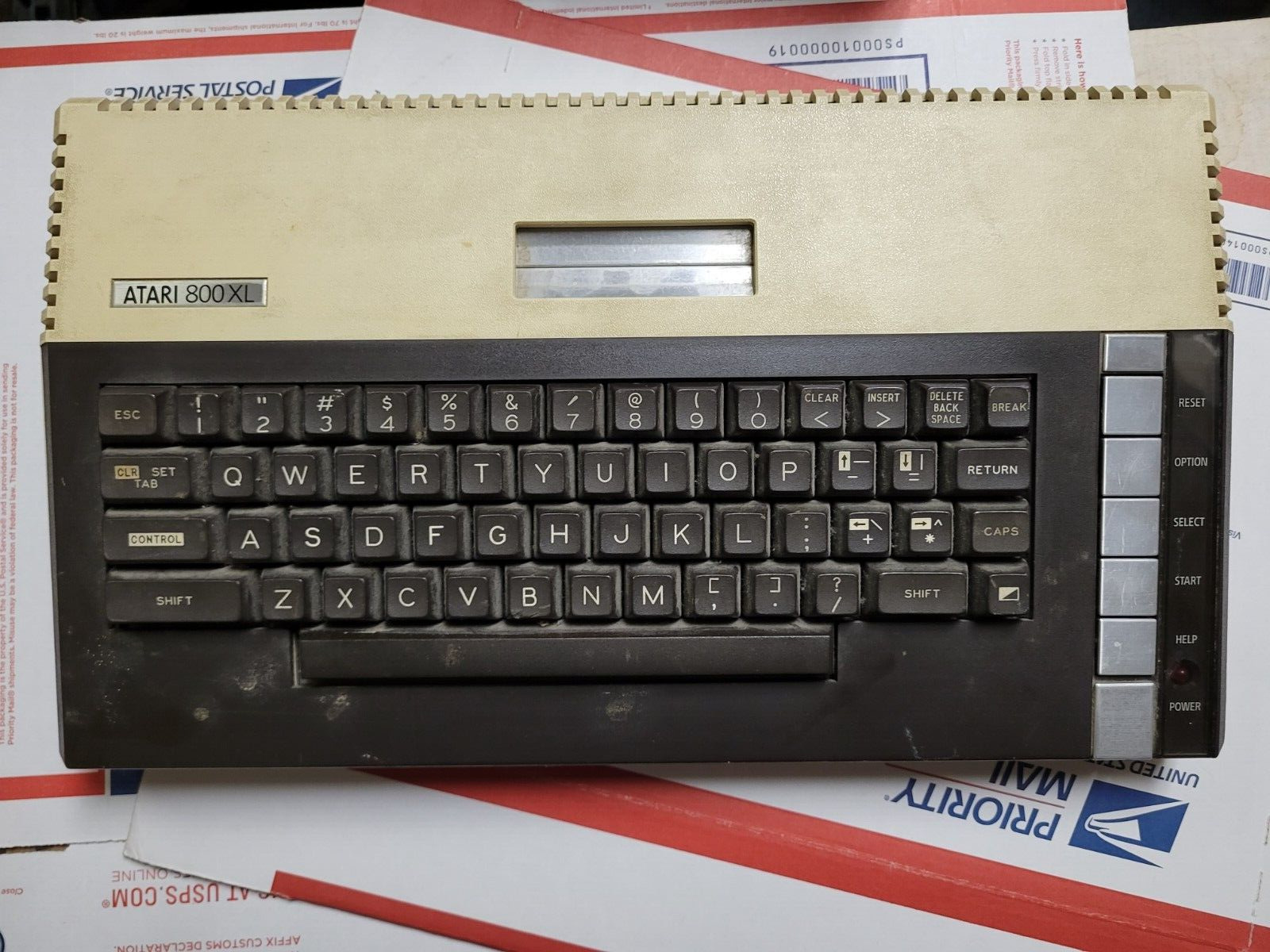 Atari 800XL (1983) Used Working Computer Overall Good Shape, Blemishes on Case