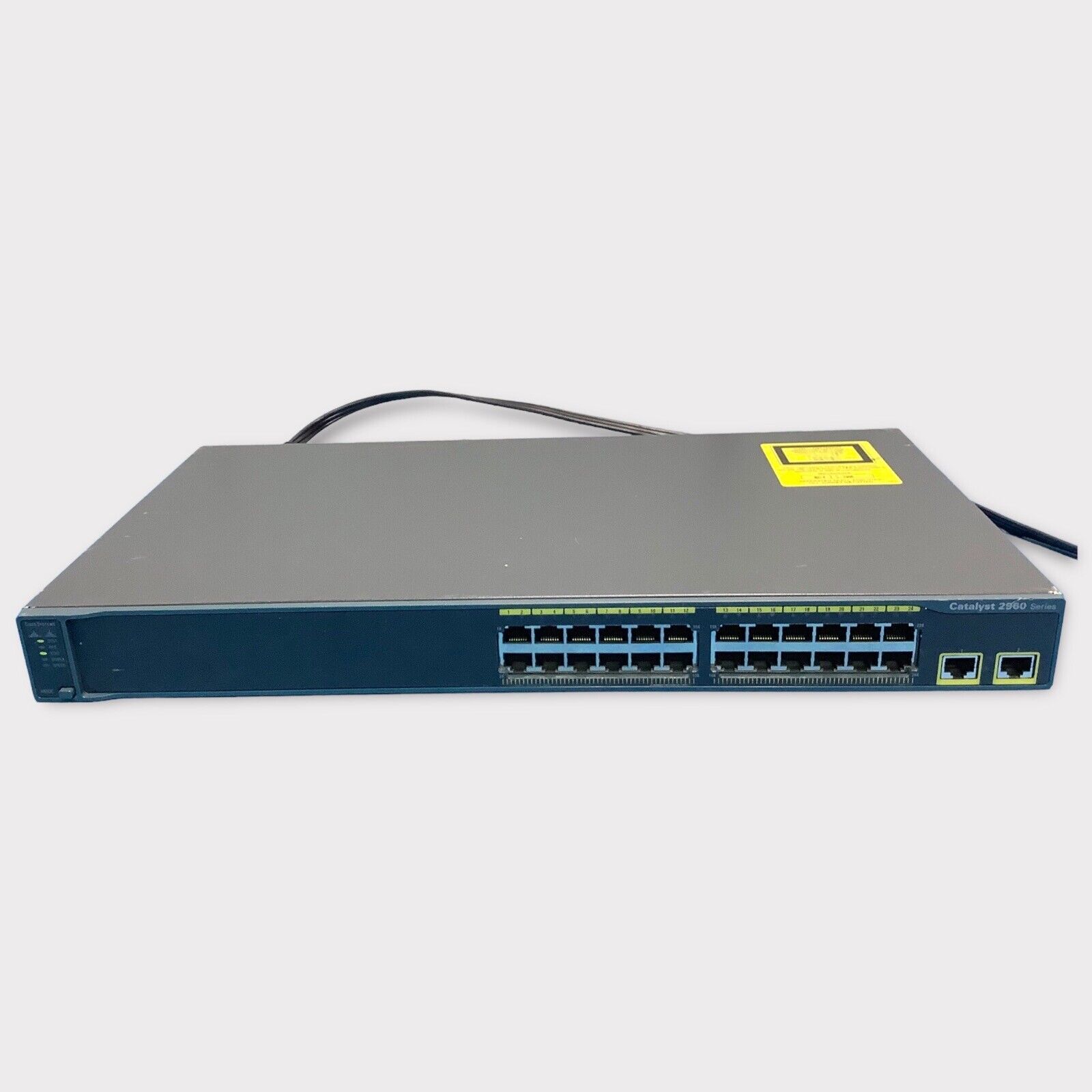 Cisco  Catalyst WS-C2960-24TT-L 24-Ports Rack-Mountable Switch Managed