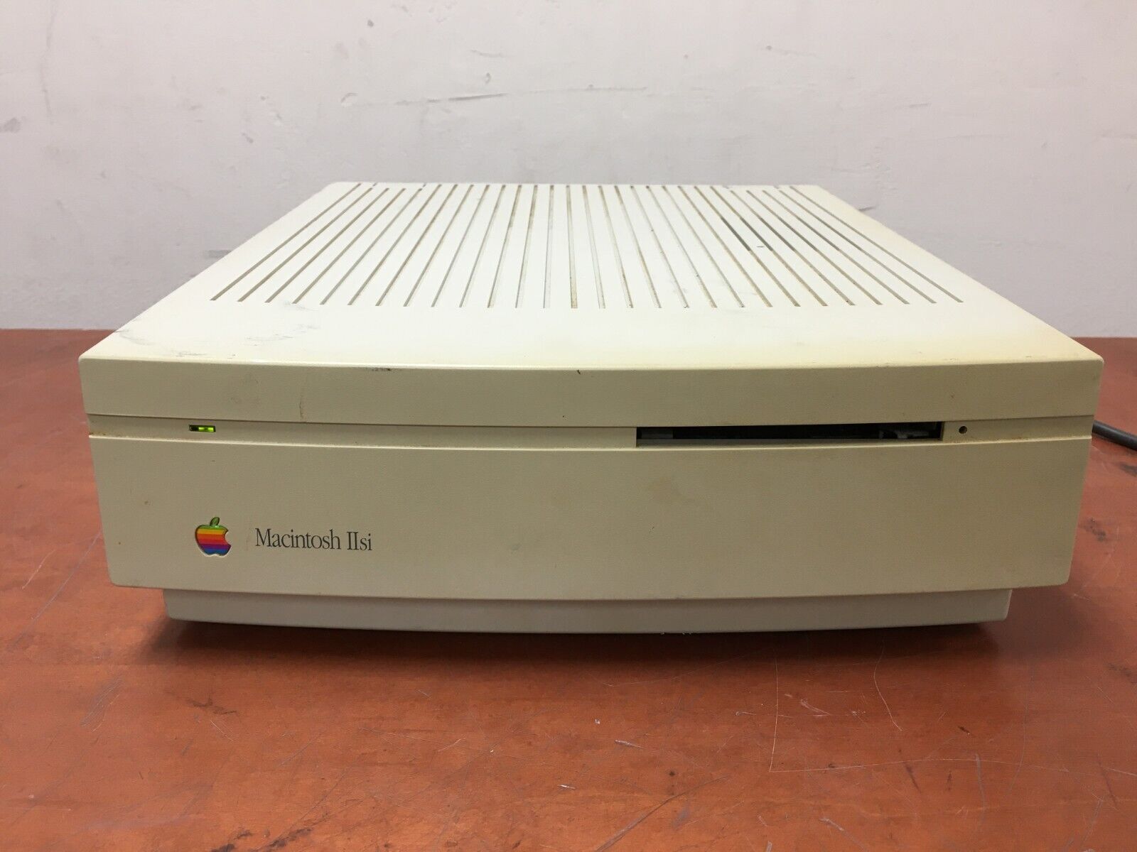 Vintage Apple Macintosh IIsi Computer *UNTESTED/READ* | OO454