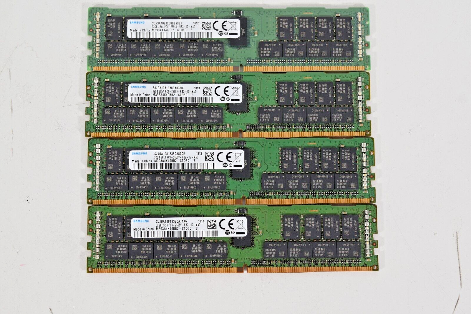 Samsung 128GB (4 X 32GB) 2Rx4 PC4-2666V DDR4 Server Memory M393A4K40BB2-CTD6Q