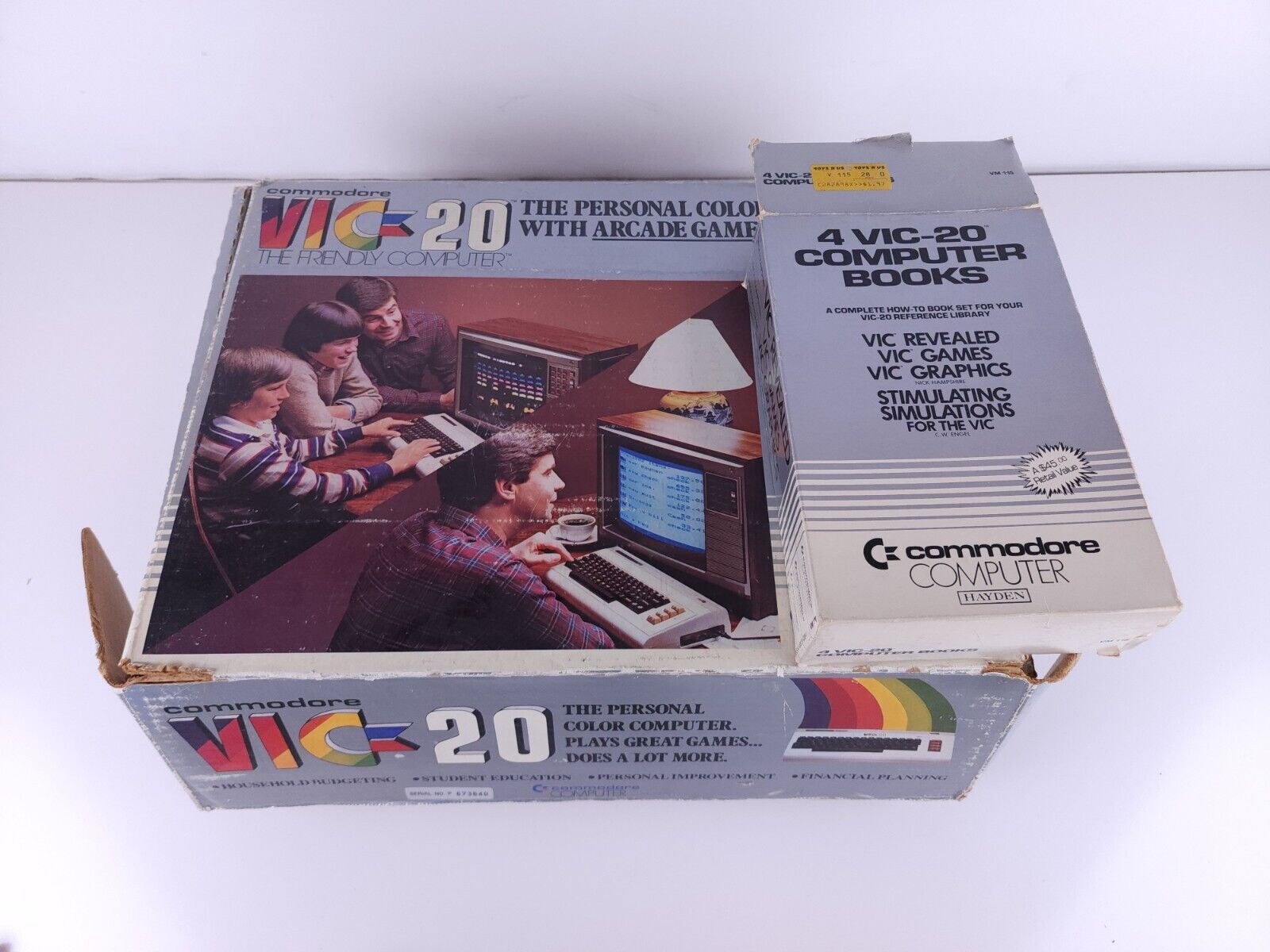 Commodore Vic 20 Keyboard Video Game In Box w/ Manuals Games Cords Controllers