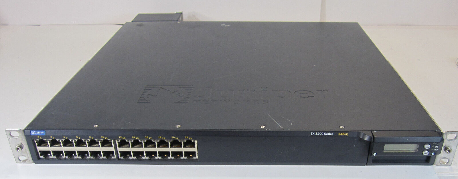 JUNIPER NETWORKS EX3200-24P 24 PoE Port Switch