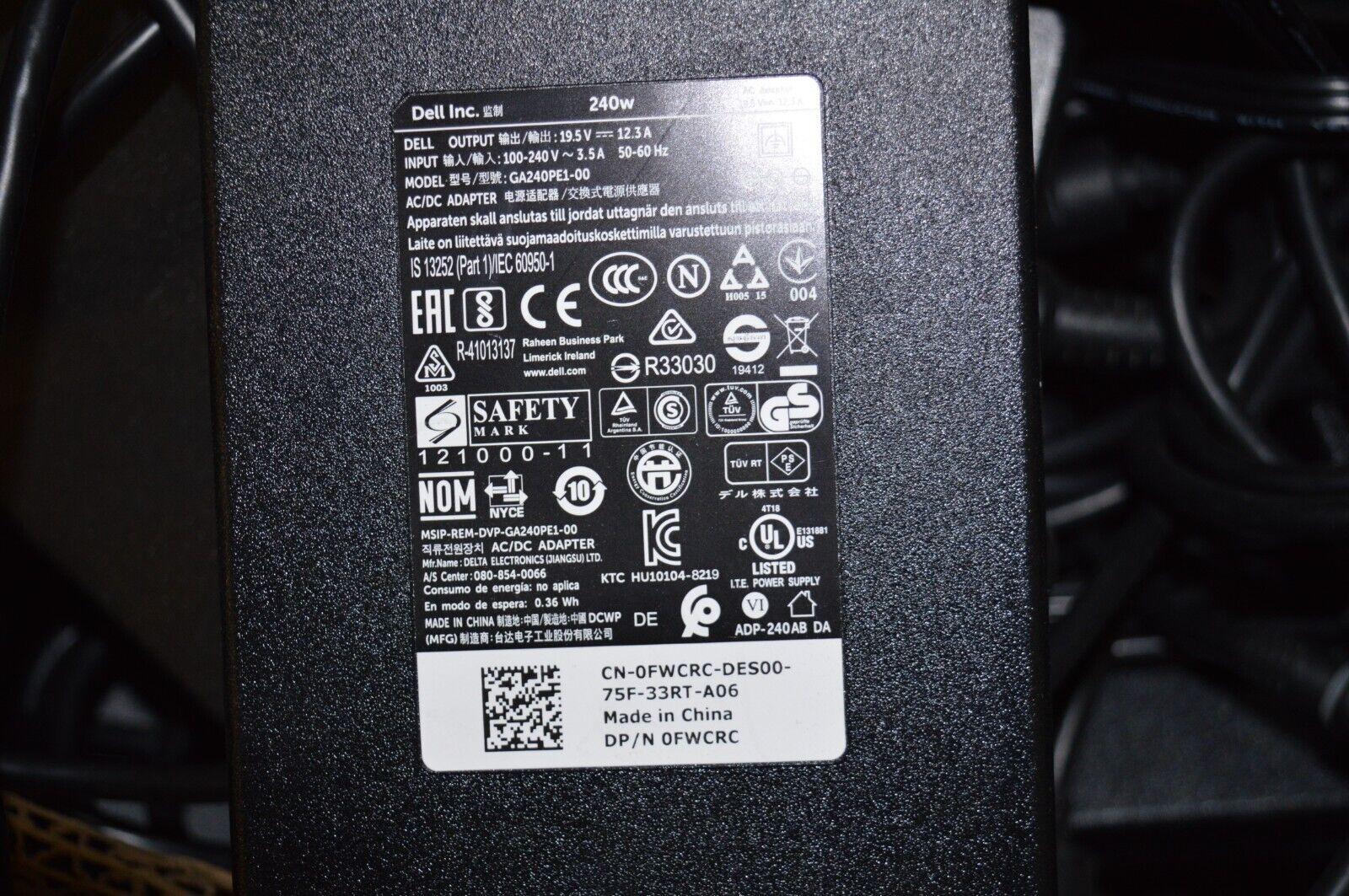 Genuine OEM Dell 240W 19.5V 12.3A AC Laptop Power Charger GA240PE1-00 FWCRC
