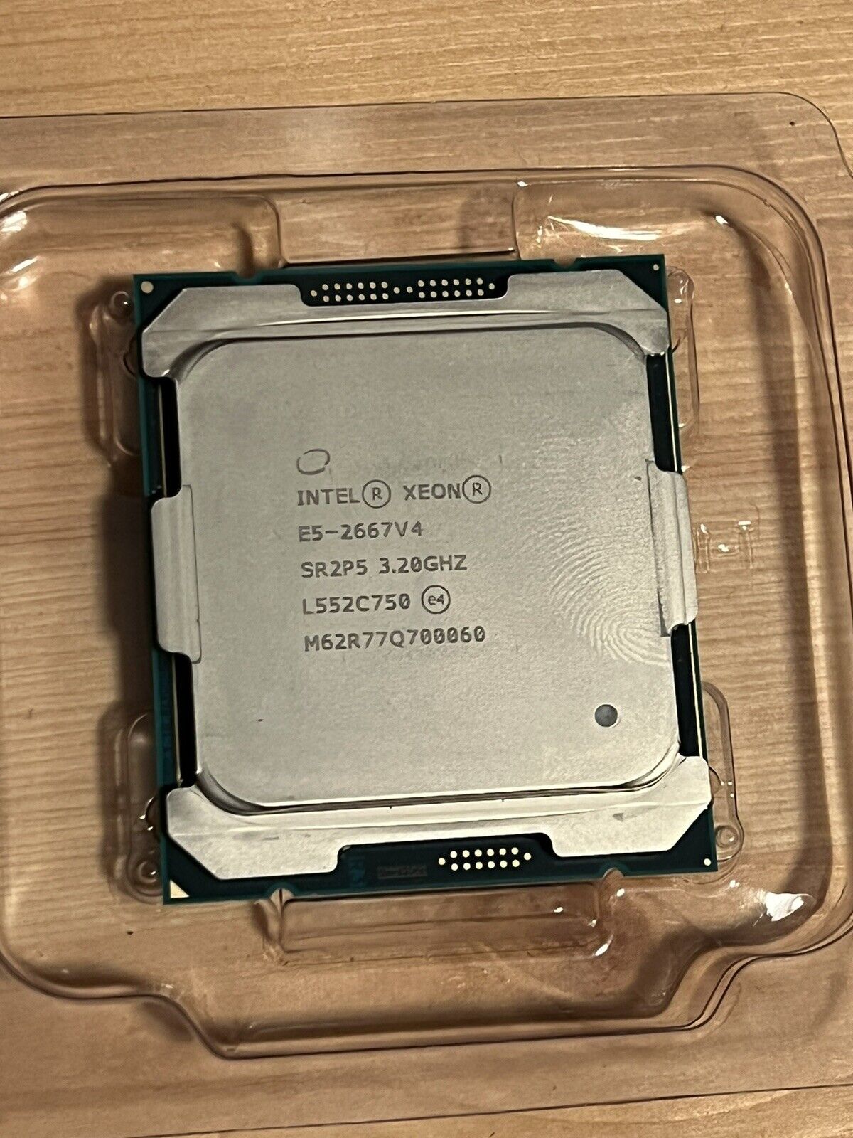 Intel Xeon E5-2667V4 8-Core 3.20GHz SR2P5 CPU Processor 