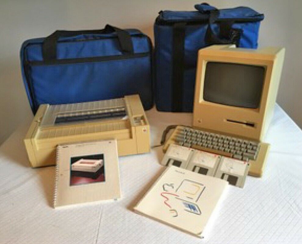 Apple MacIntosh Classic 128K M0001 Computer with Printer & Carrying Cases