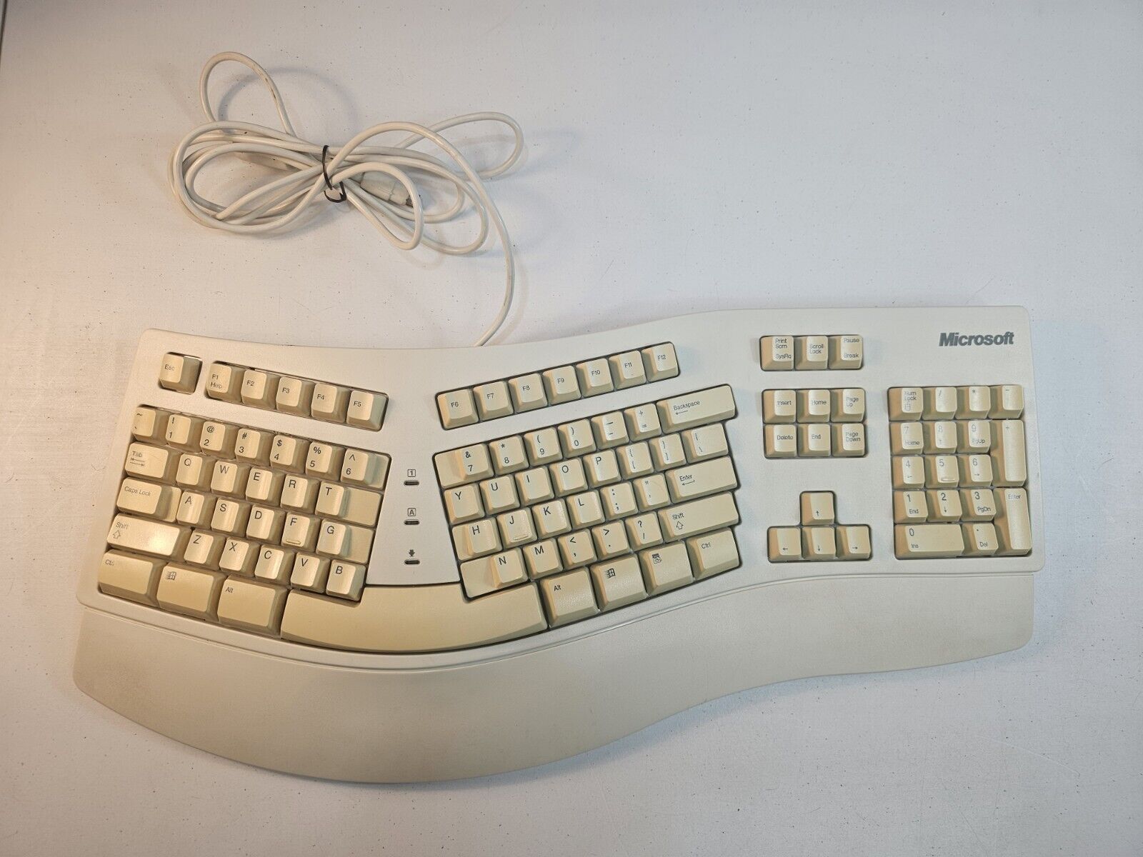 Vintage Microsoft Natural Ergonomic PS/2 Wired Keyboard 59758 White 