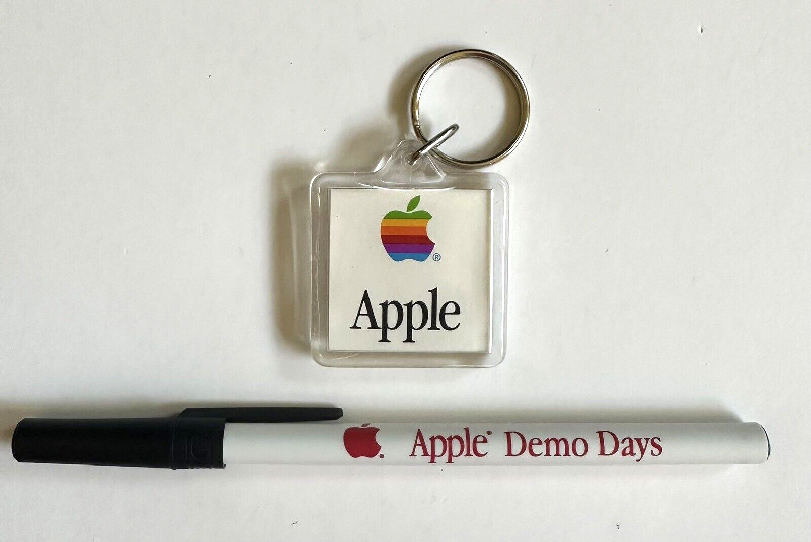 Vintage Apple Mac OS Rainbow Logo Computer Keychain Demo Days Promo Ink Pen