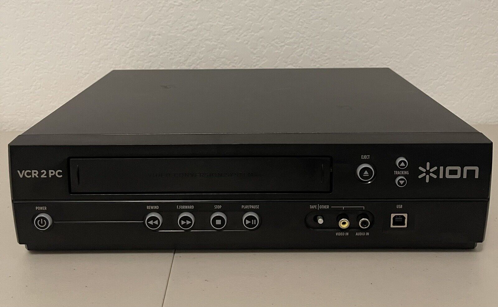 ION VCR 2 PC USB VHS Video to Computer Conversion System Digital Video Transfer.