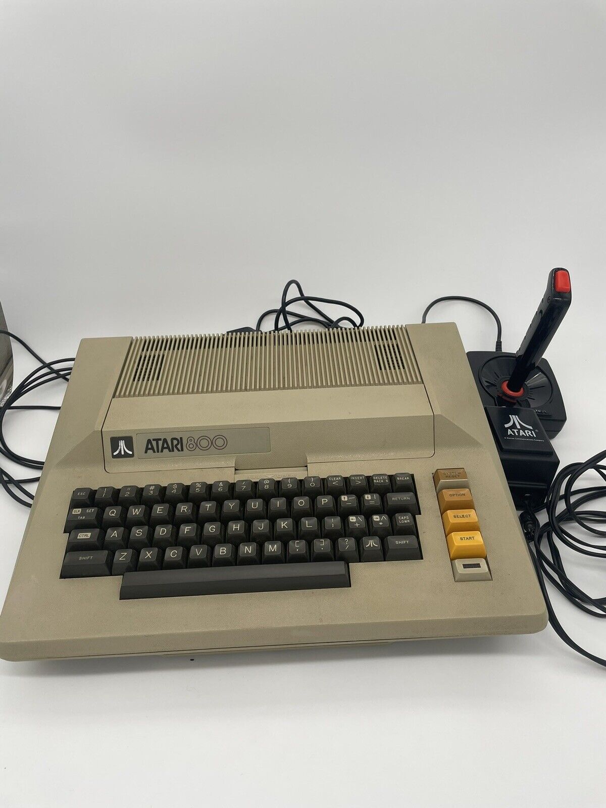 Atari 800 Computer Console Bundle Tested 7 Games + BASIC Program & Manuals