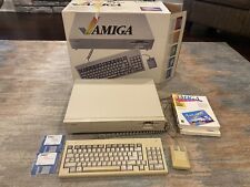 Rare - Commodore Amiga 1000 w/ Keyboard and Original Box tested working picture