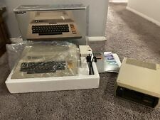 Atari 800 10k & 810 Floppy Disc Drive Atari 800 With Box Power Supply Powers On picture