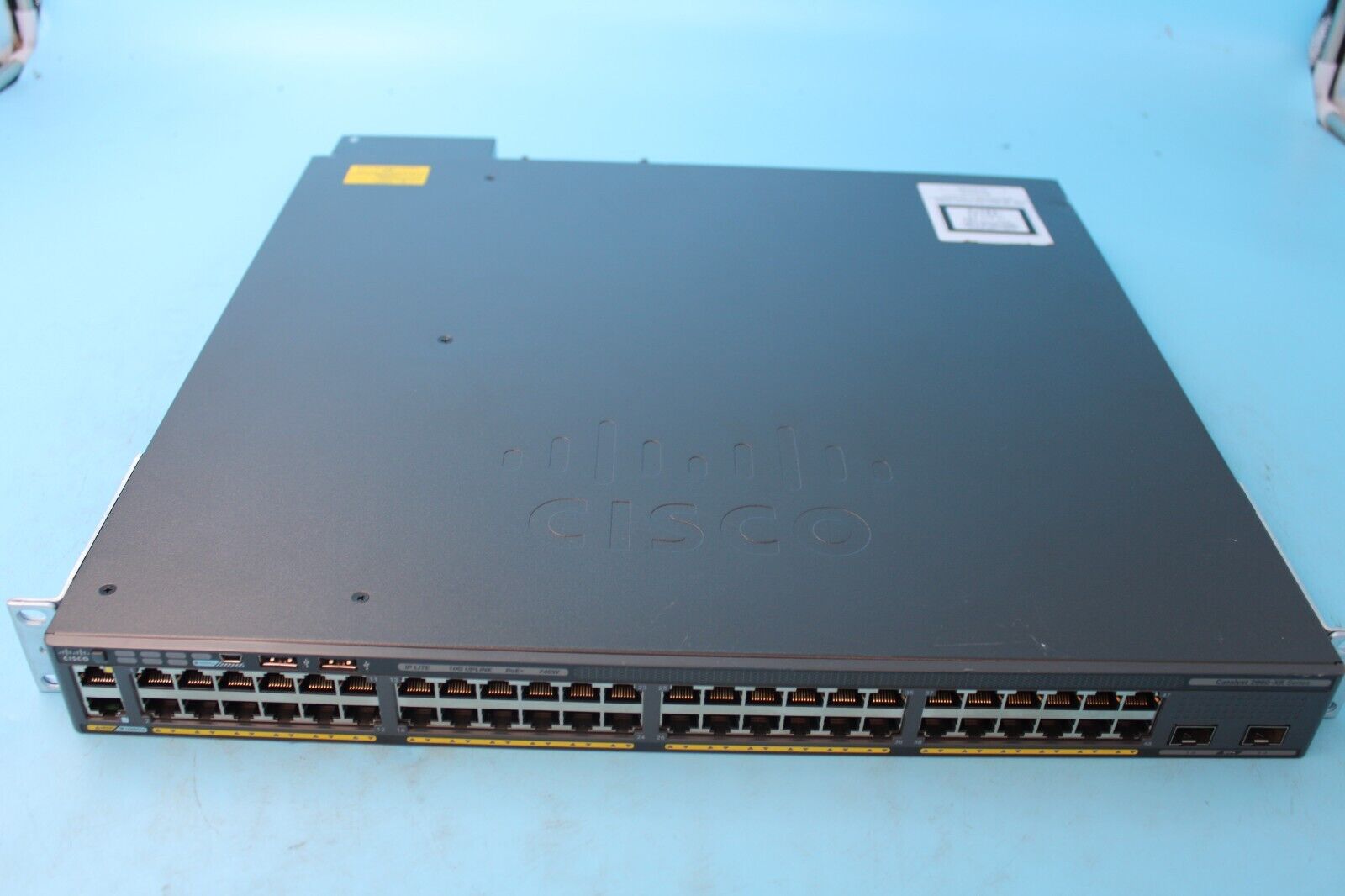 Cisco Catalyst WS-C2960XR-48FPD-I 2960XR Series 48-Port Gigabit Network Switch