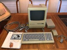 Vintage Macintosh Plus 1MB Desktop Computer - M0001A + keyboard + bag +  ext FDD picture