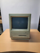 Vintage Apple Macintosh SE Computer - 1986 - Model: M5011 - Powers On - No HDD picture