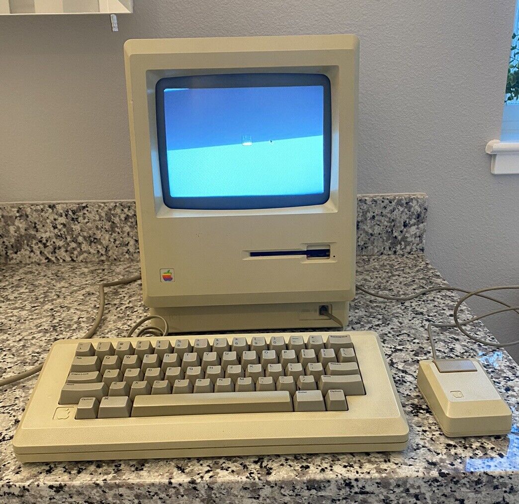 VTG Apple Macintosh 128K M0001 Computer M0110 Keyboard M0100 Mouse