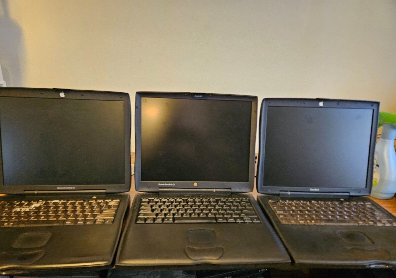 Lot of 3 Vintage Apple Macintosh PowerBook G3 M5343 M4753 M7572
