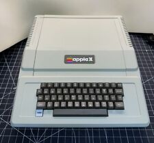 Vintage Apple II Plus Computer, Model #A2S1032, **Powers On**, PARTS or RESTORE picture