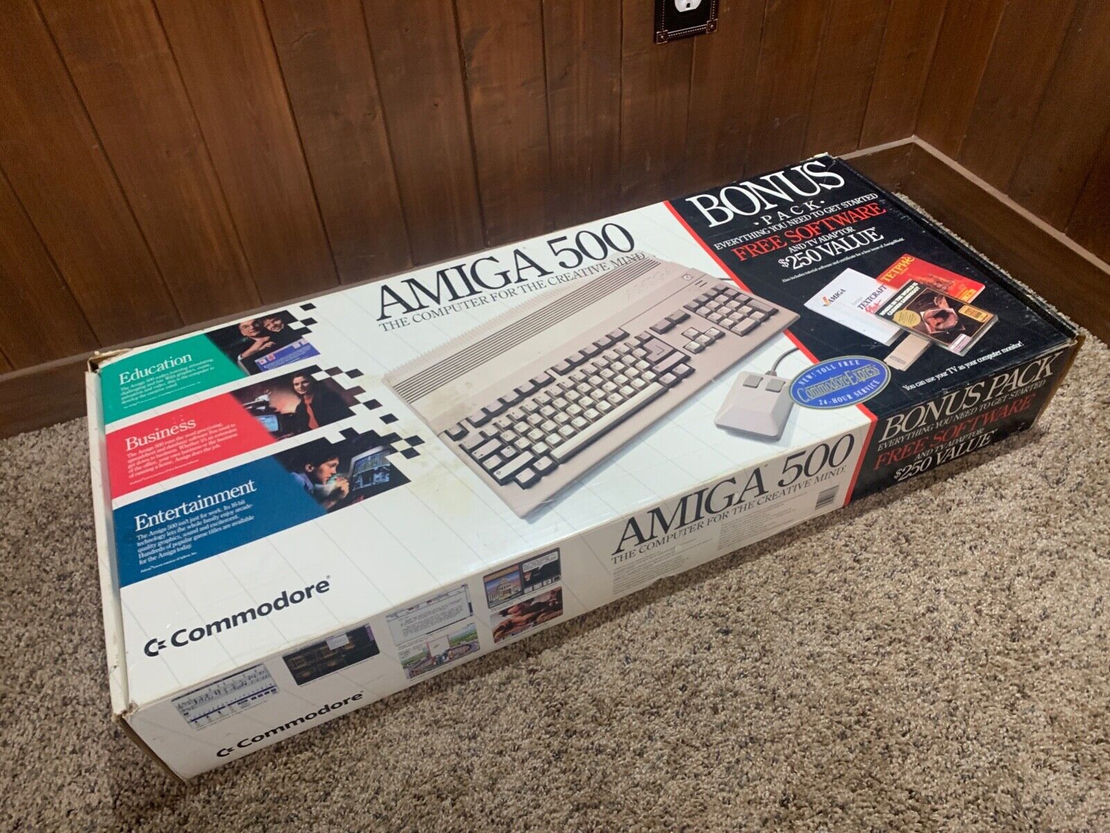 Vintage - Commodore Amiga A500 bonus pack computer