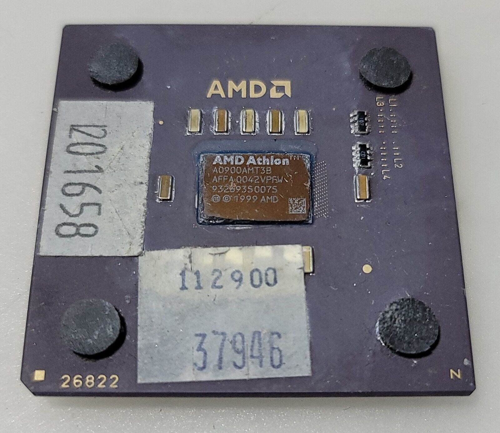 Rare Vintage AMD Athlon A0900AMT3B Ceramic Processor 1999