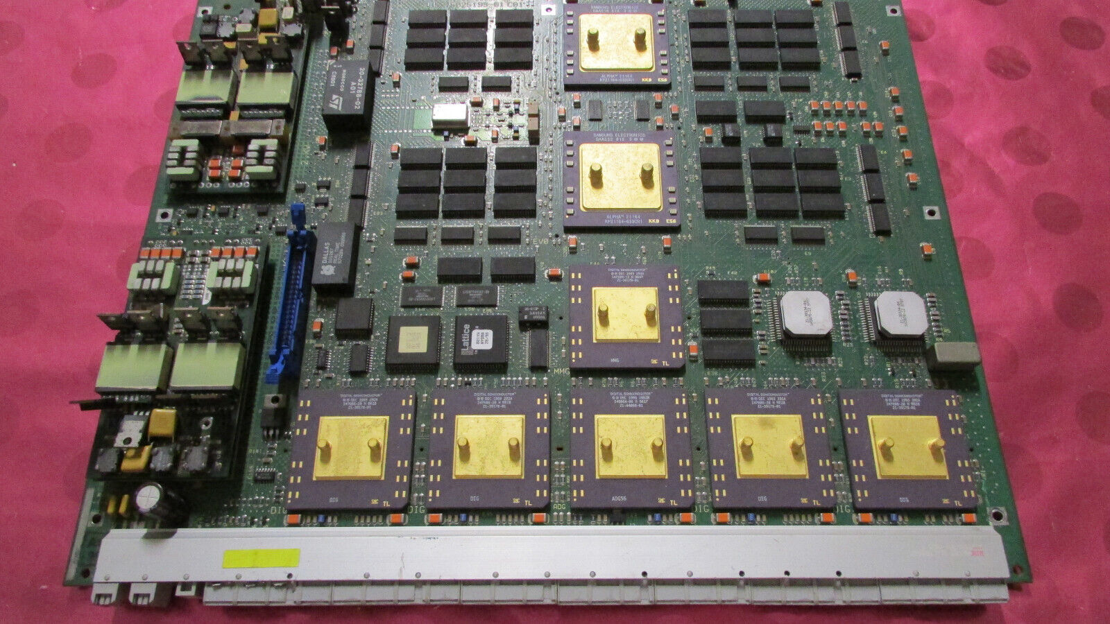 Rare Vintage DEC Digital E2065-DA Gold Alpha CPU/Processor Board VAX AY8295 Lot1