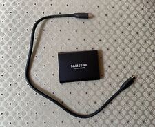 Samsung T5 Portable SSD 1TB w/ USB-C Cable - Black picture