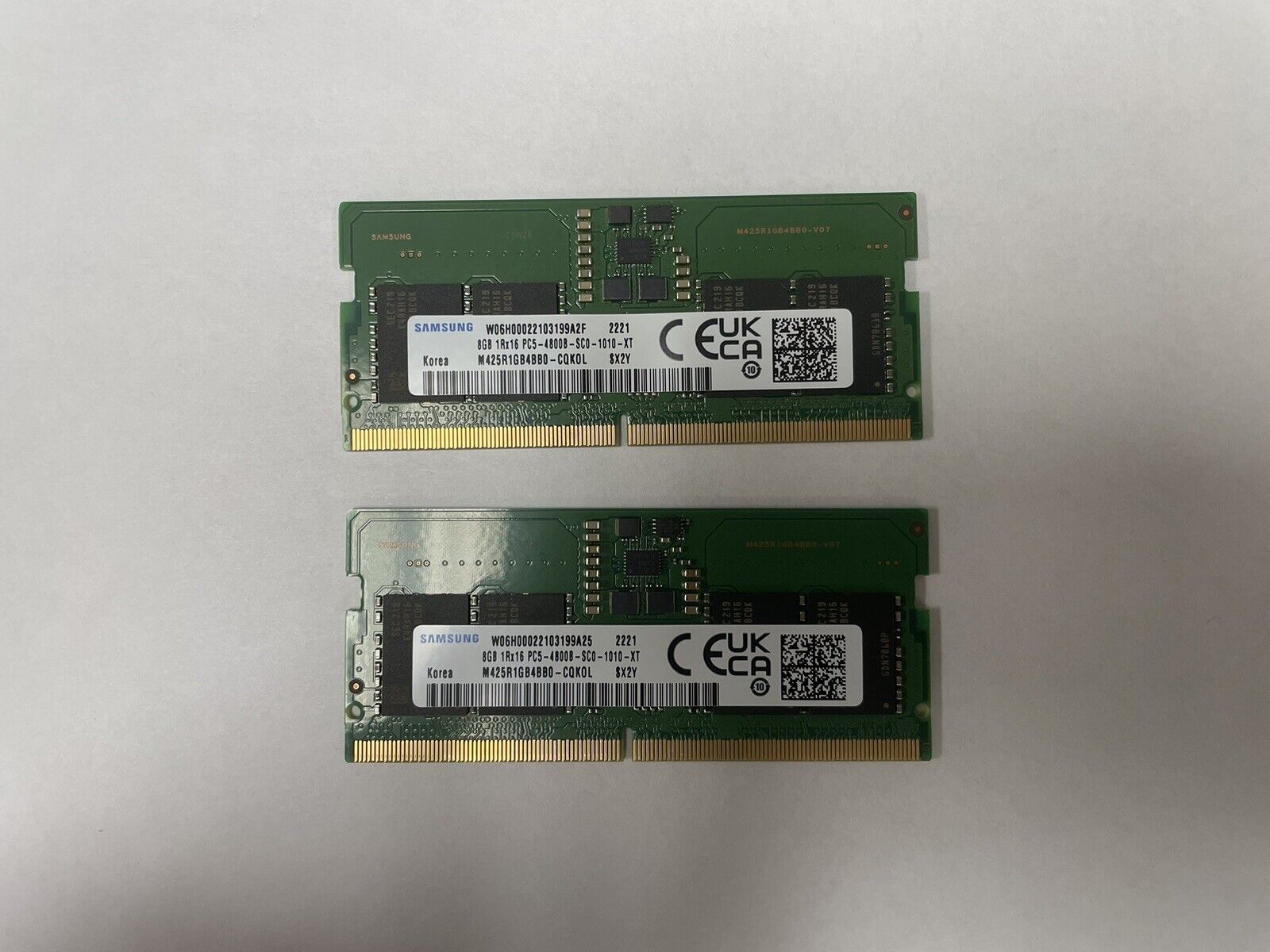 Samsung M425R1GB4BB0-CQK0L 2x 8gb 16GB  Total  PC5-4800B DDR5 SODIMM RAM