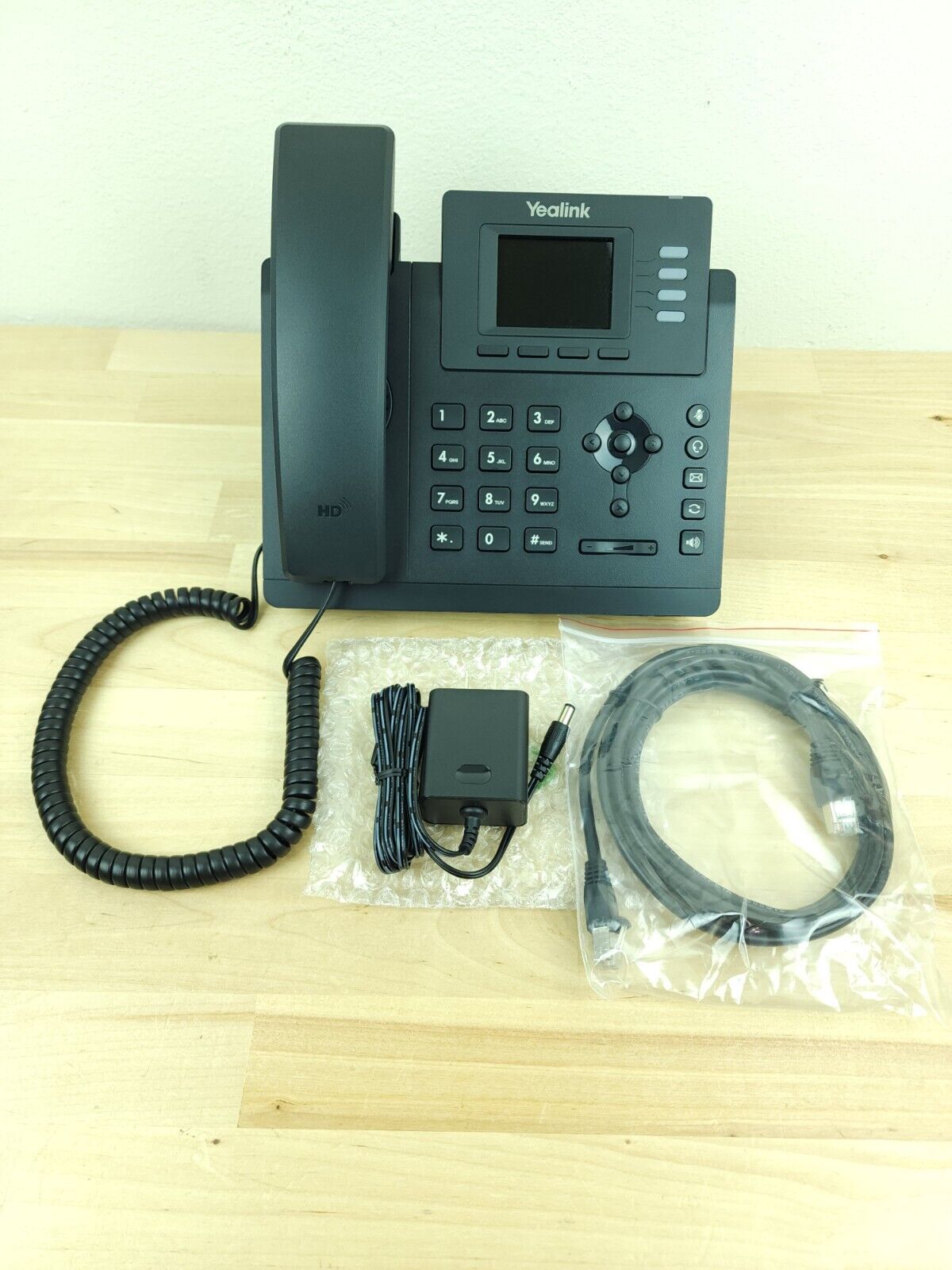 Yealink SIP-T33G 4-line VoIP Business Phone IP PBX Super Clean