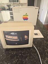 Apple Color RGB Monitor A2M6014 IIgs Vintage w/ Box Manual Turns On picture