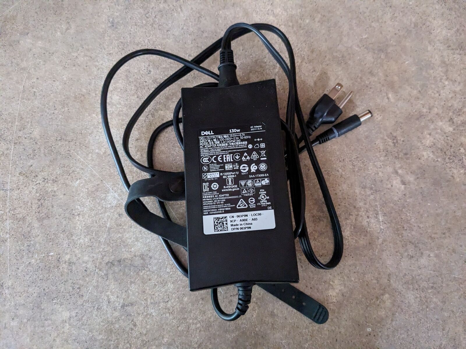 GENUINE DELL OEM 130W 7.4MM AC POWER ADAPTER CHARGER LA130PM190-00 M5-1(7)