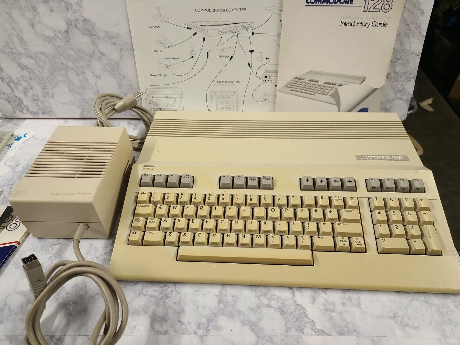 Commodore 128 Personal Computer C128 w Power Supply & Manuals, SEE PICS RARE