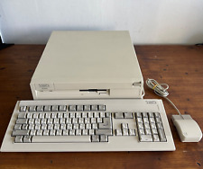 Amiga 3000 Desktop Computer Turns ON + Keyboard + Mouse picture