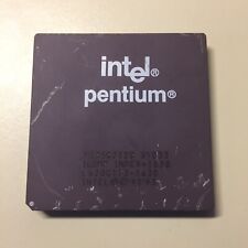 Vintage 92/93 Intel Pentium A80502120 SY/0330/SSS Gold Ceramic Chip picture