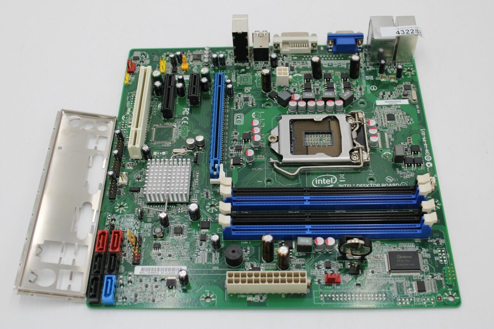 Intel ATX LGA 1155 DDR3 Desktop Motherboard DB65AL w/ I/O Shield