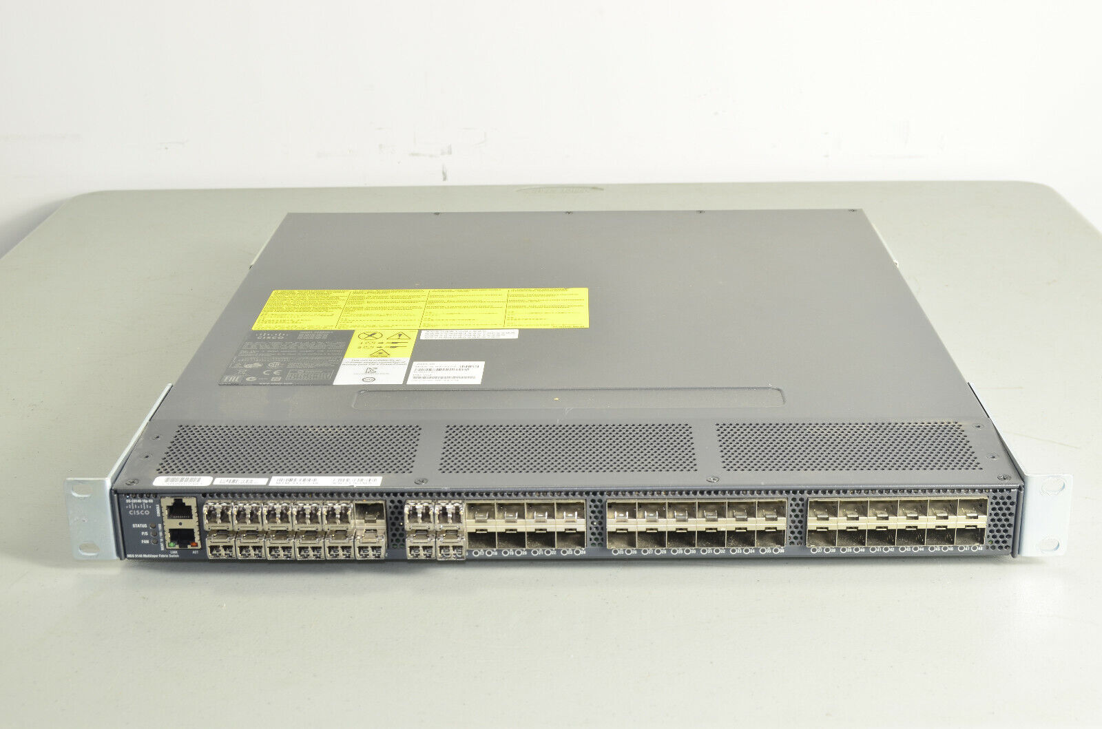 Cisco MDS 9148 Multi Layer 48 Port Fabric Switch w/ 2PS - DS-C9148-16P-K9 